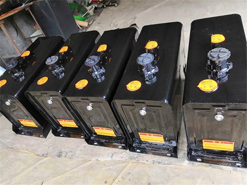 1656926161107250.jpg 自卸車液壓油缸價(jià)格